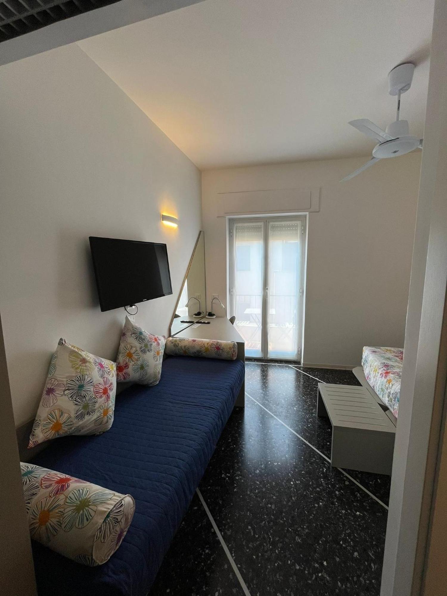 Hotel Al Capo Varigotti Exteriör bild