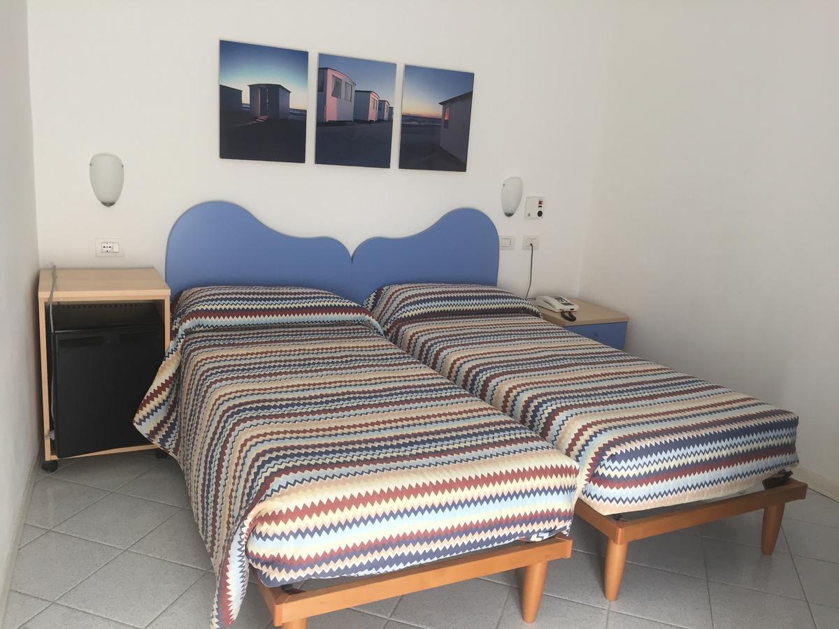 Hotel Al Capo Varigotti Exteriör bild